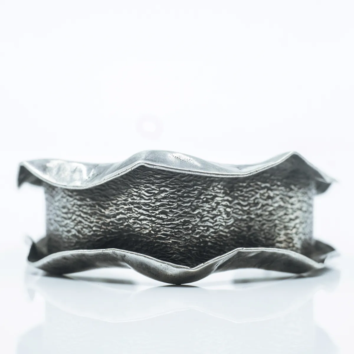 Bratara fixa hammered creata Argint
