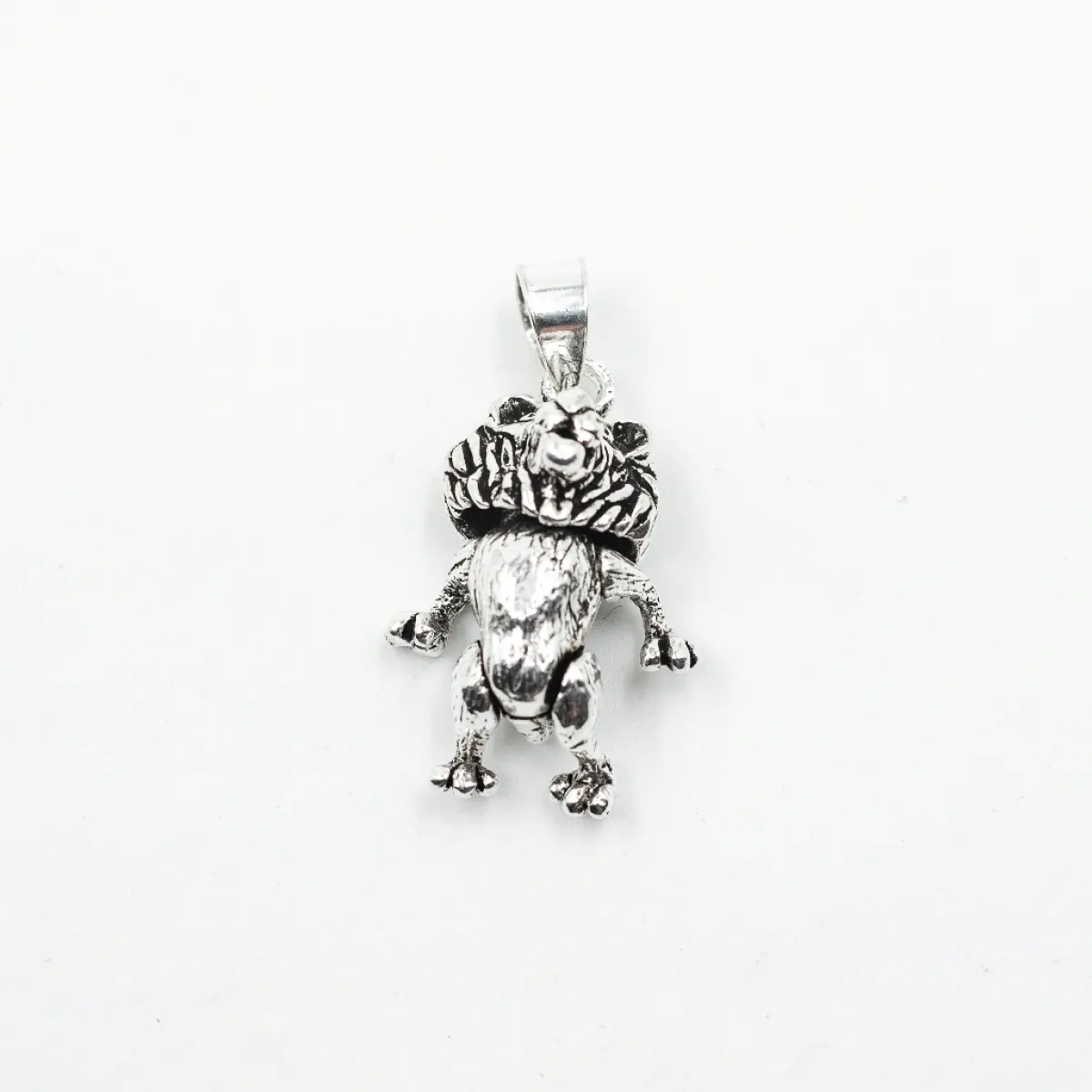 Pandantiv flexibil leu s Argint