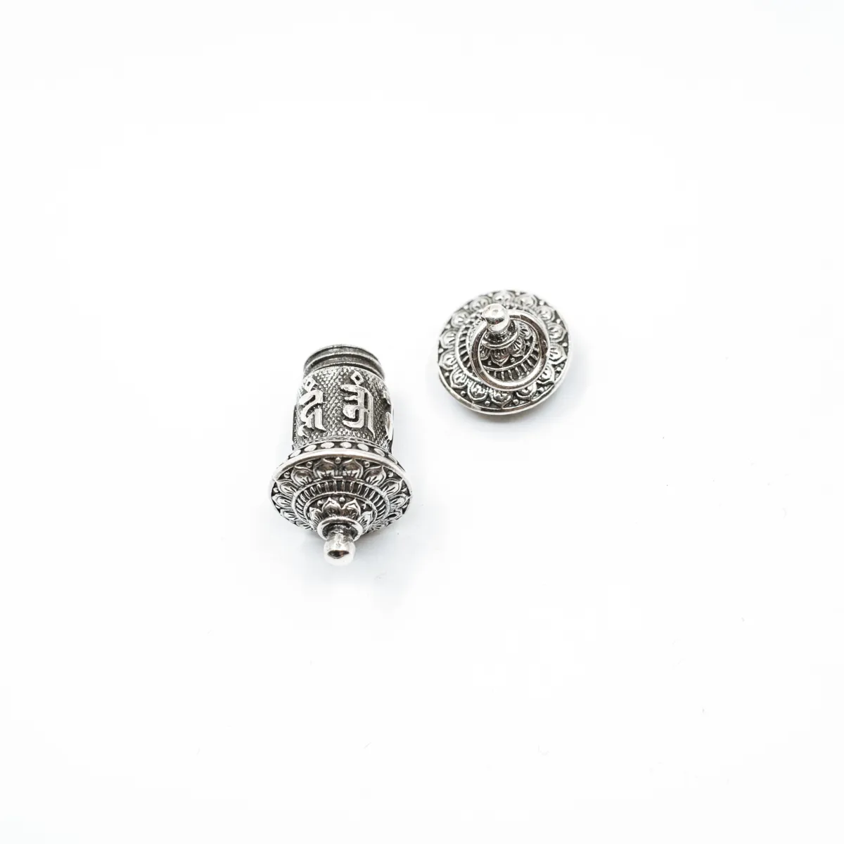 Pandantiv caseta tip carusel mantra Argint