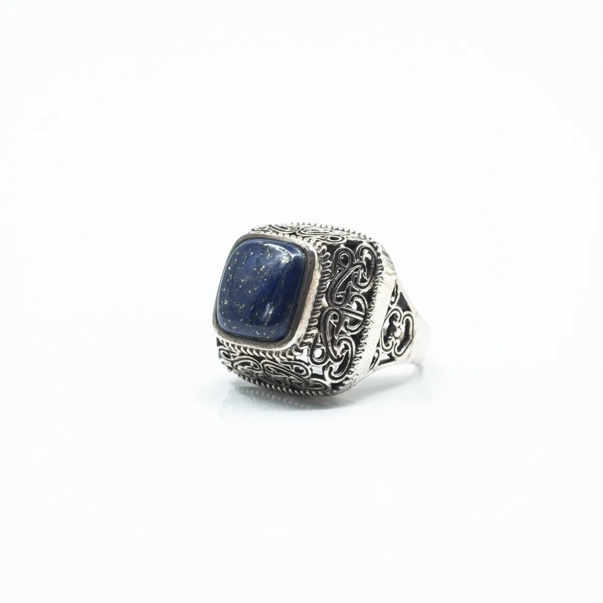 Inel patrat l lapis lazuli Argint