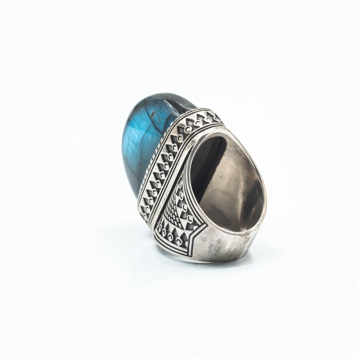 Inel oval tuguiat labradorite Argint