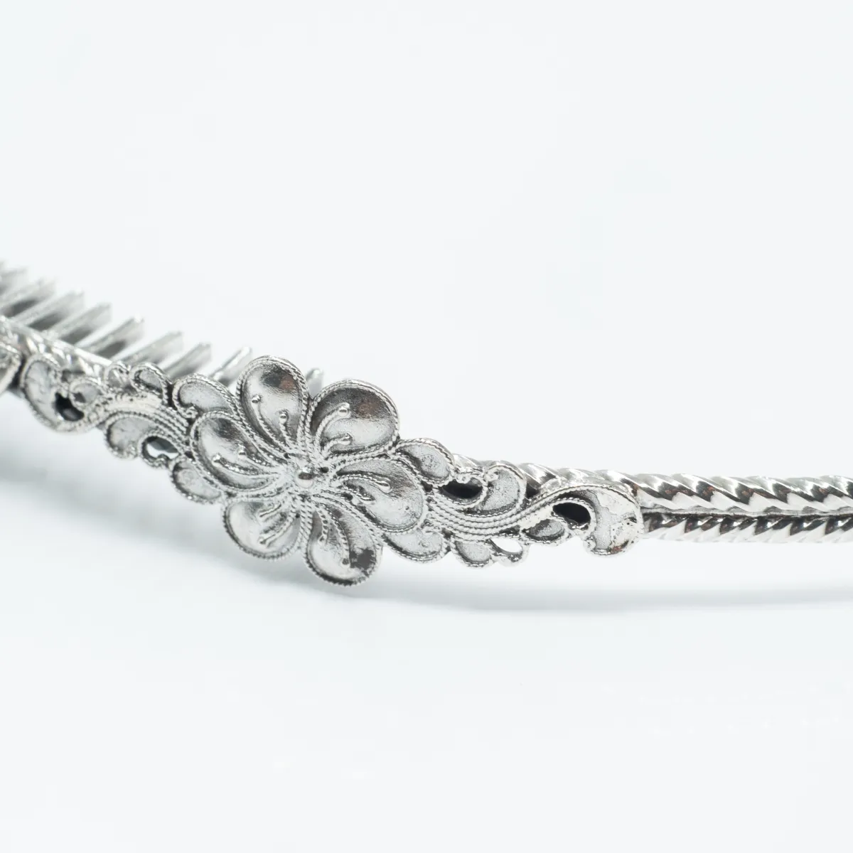 Tiara model floral Argint