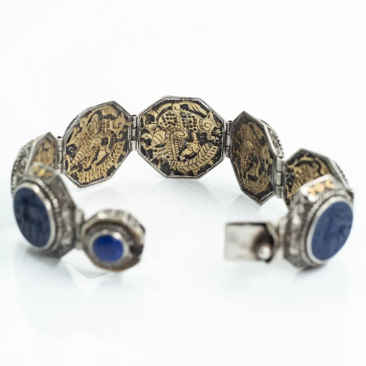 Bratara Afghana rotunda lapis lazuli cornute Argint