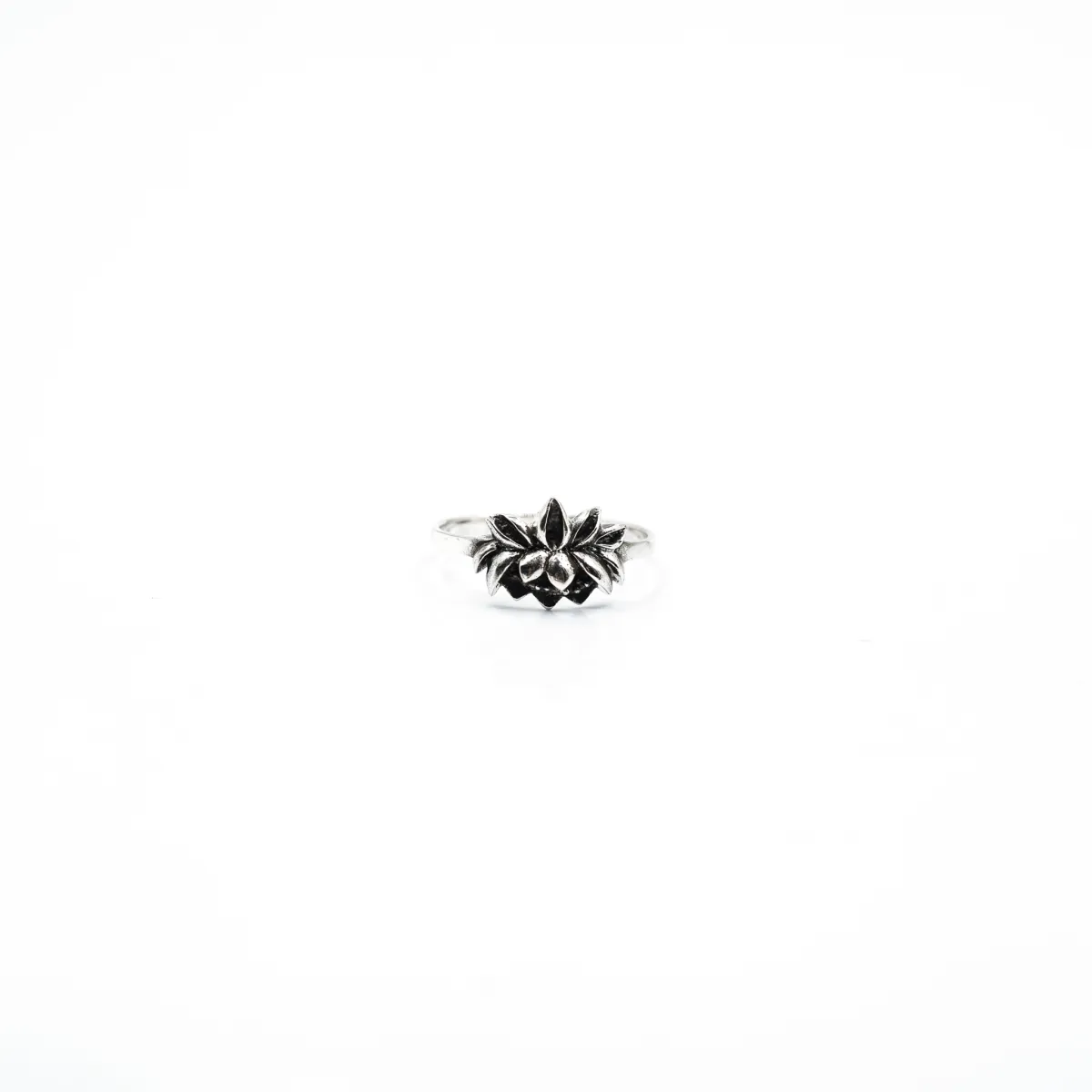 Inel slim floare de lotus Argint