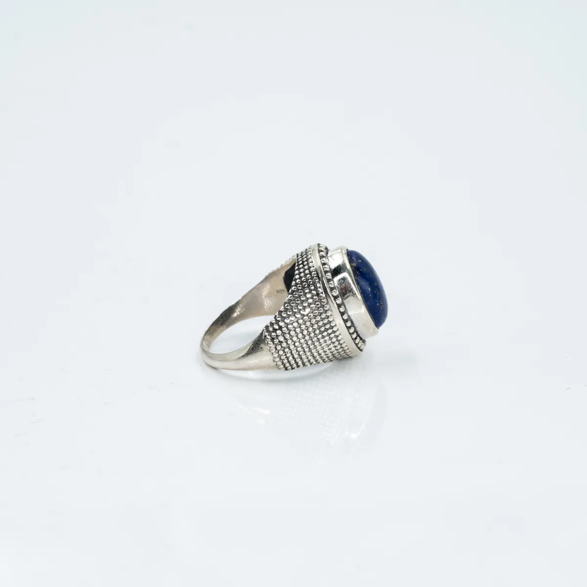 Inel oval simplu puncte lapis-lazuli Argint