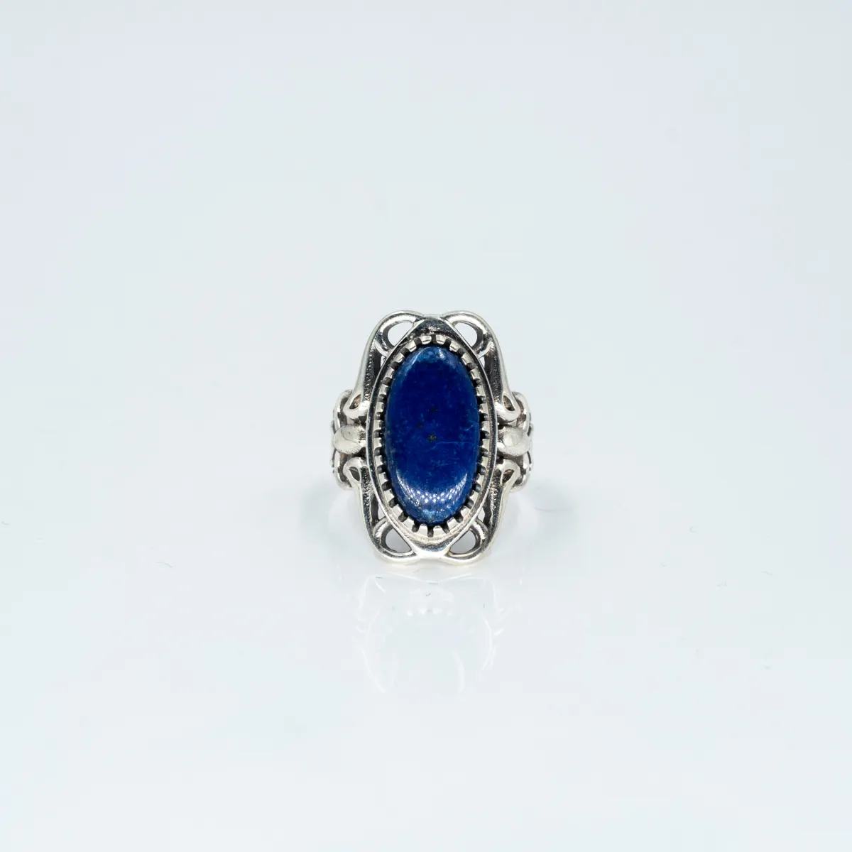 Inel oval broderie lapis-lazuli Argint