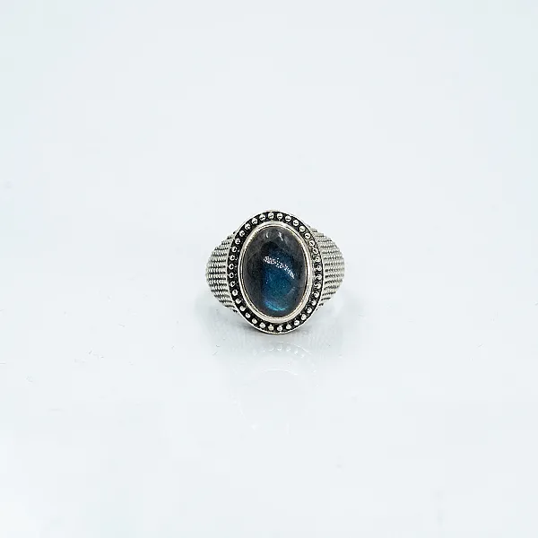 Inel oval simplu puncte labradorite Argint