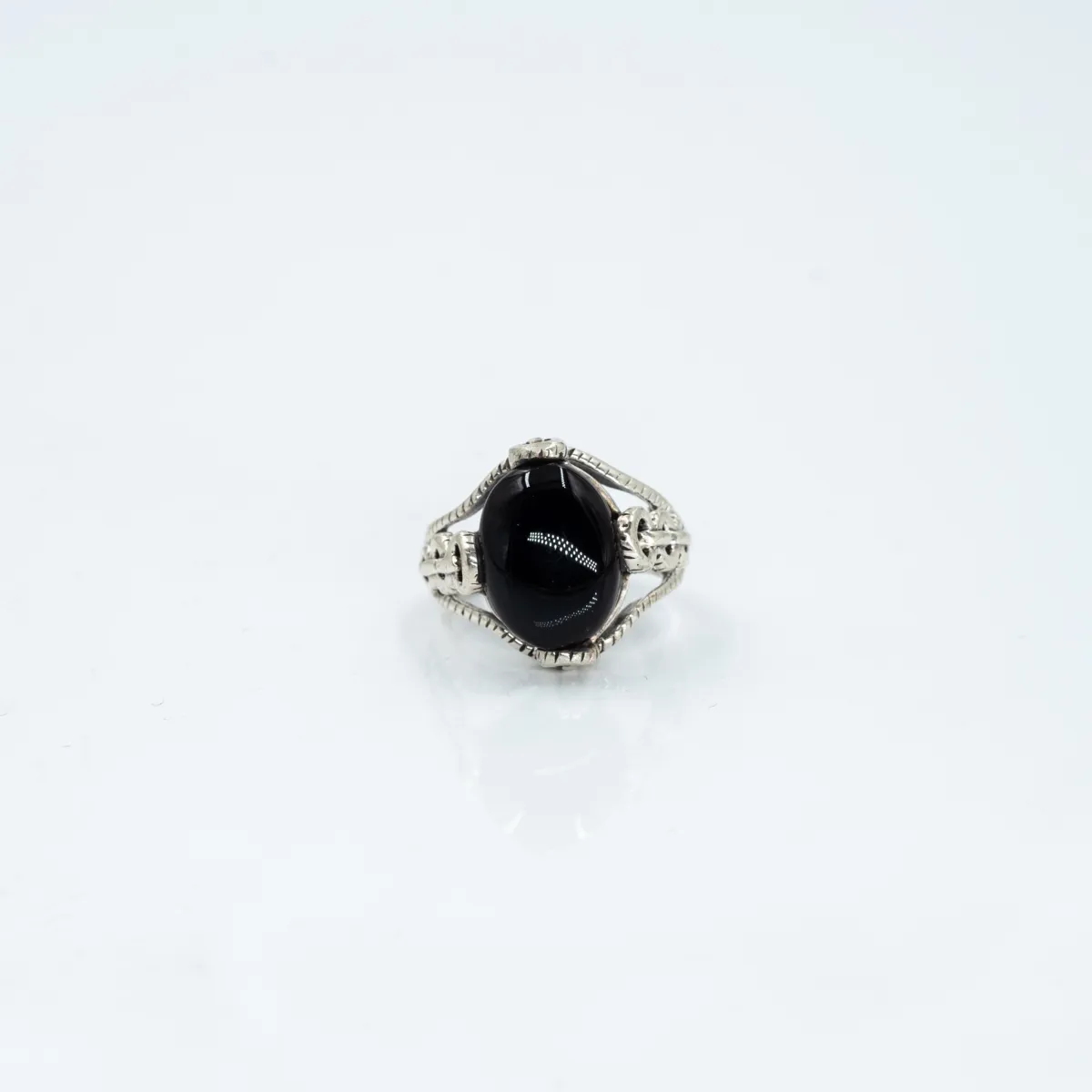 Inel oval zale onix Argint