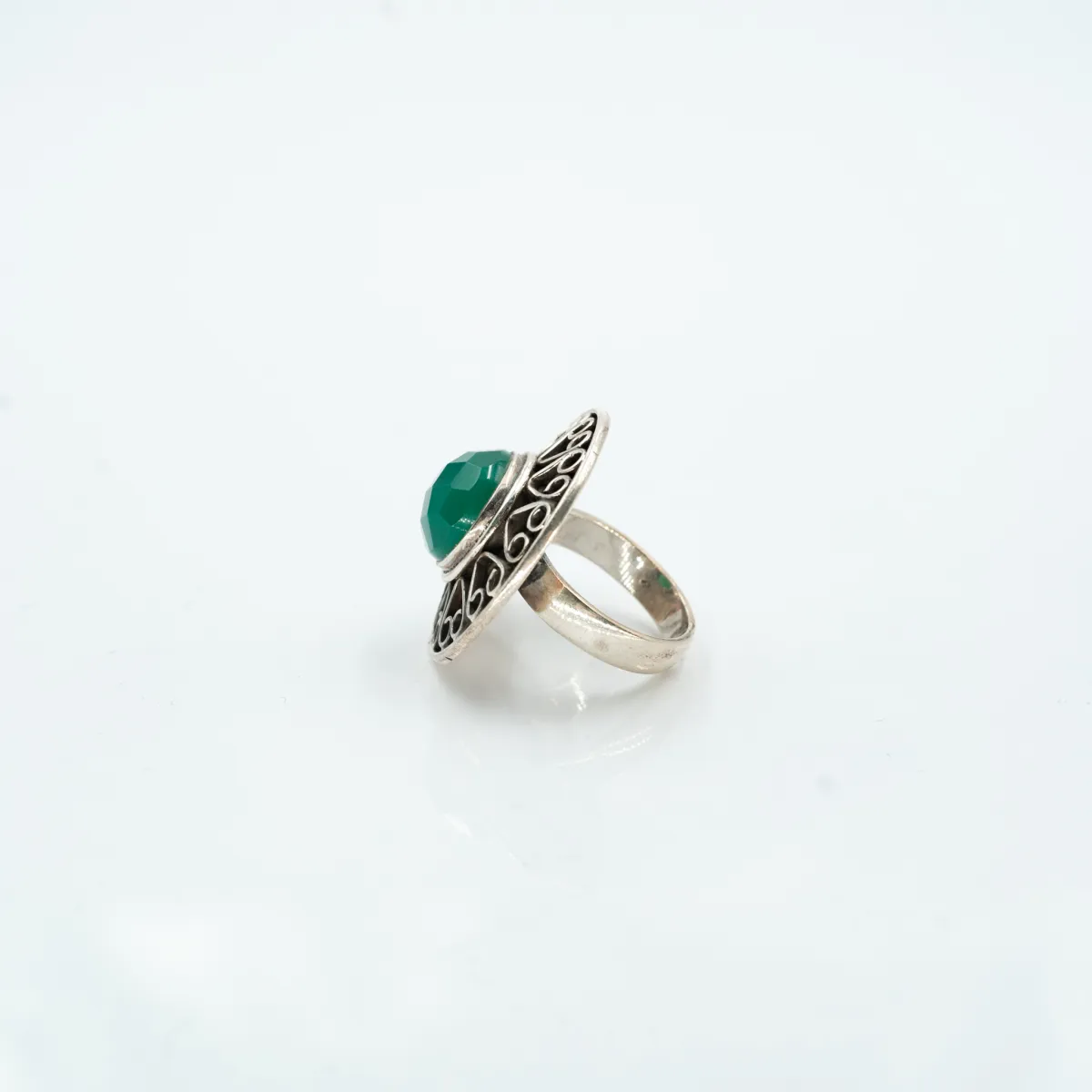 Inel rotund bucle agat-verde Argint