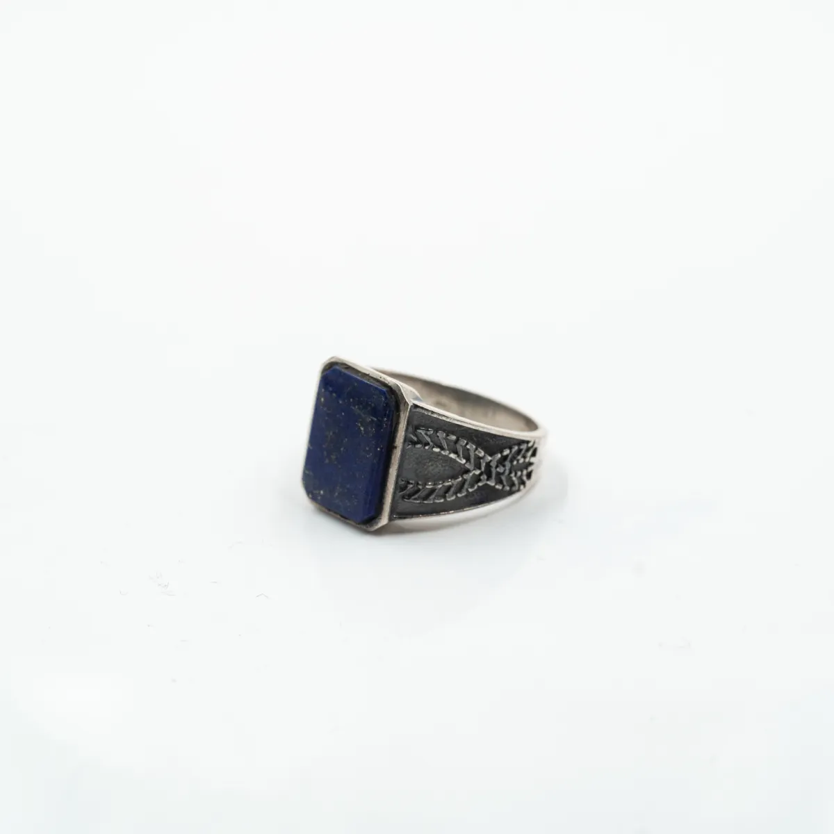 Inel dreptunghiular model lapis-lazuli Argint