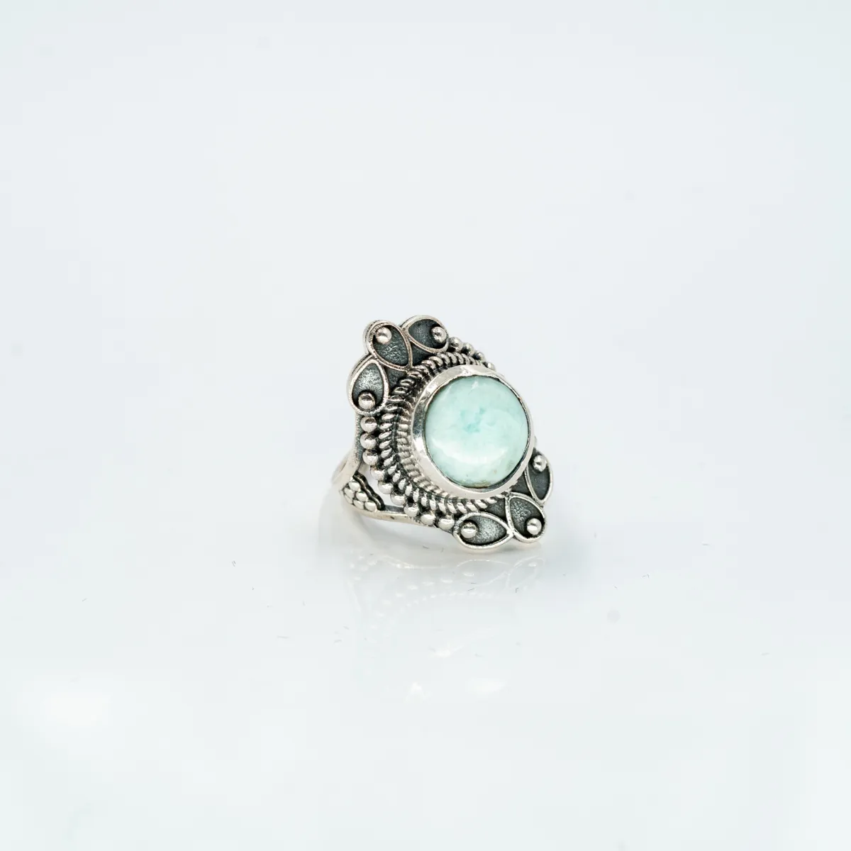 Inel piatra rotunda decor larimar Argint