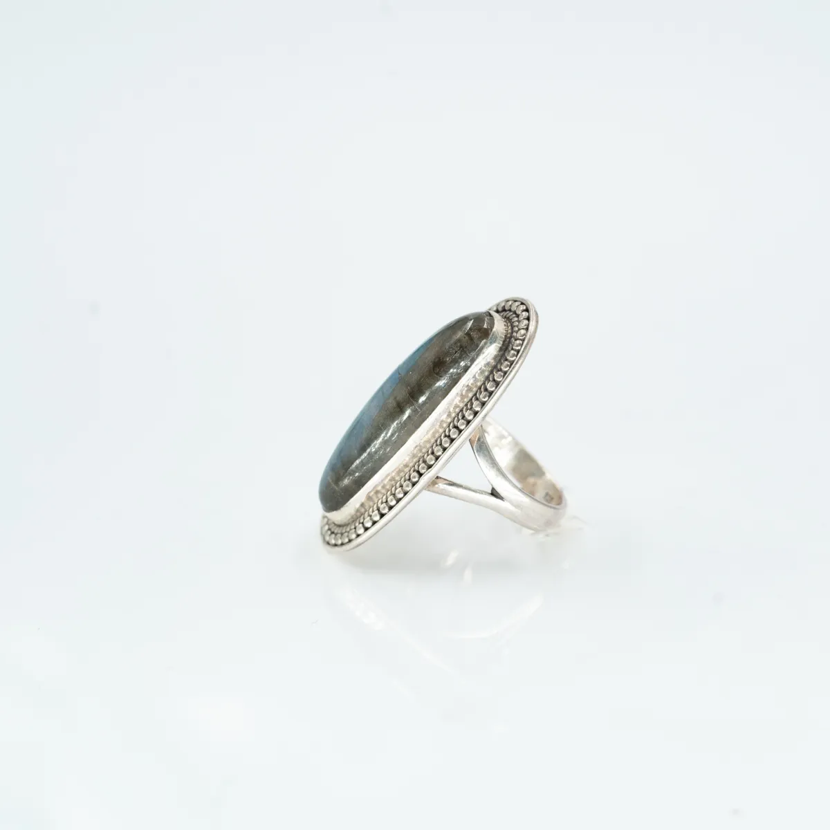 Inel lung picaturi labradorit cabochon Argint