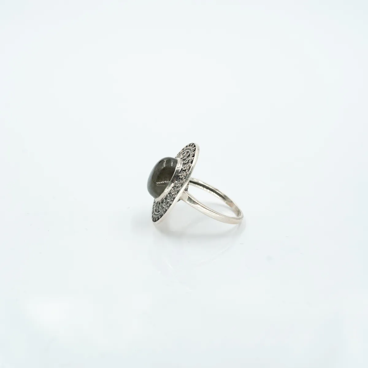 Inel disc oval labradorit Argint