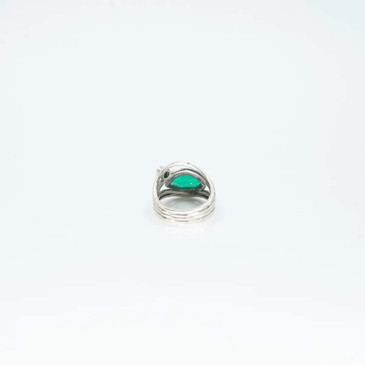 Inel oval ascutit sarma agat-verde Argint