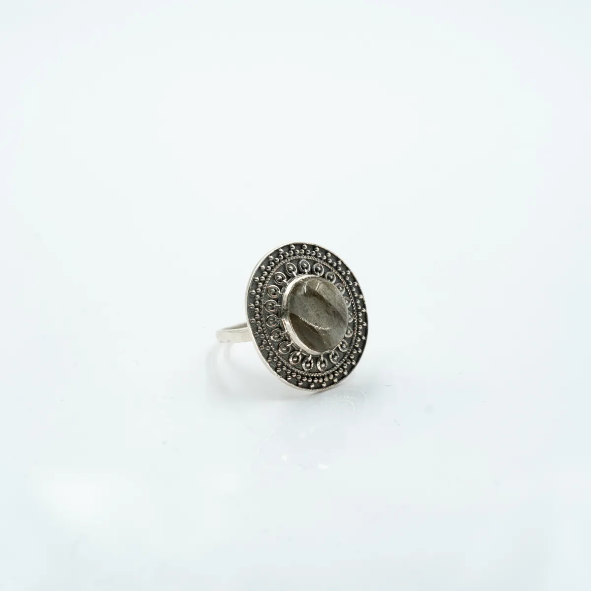 Inel disc oval labradorit Argint