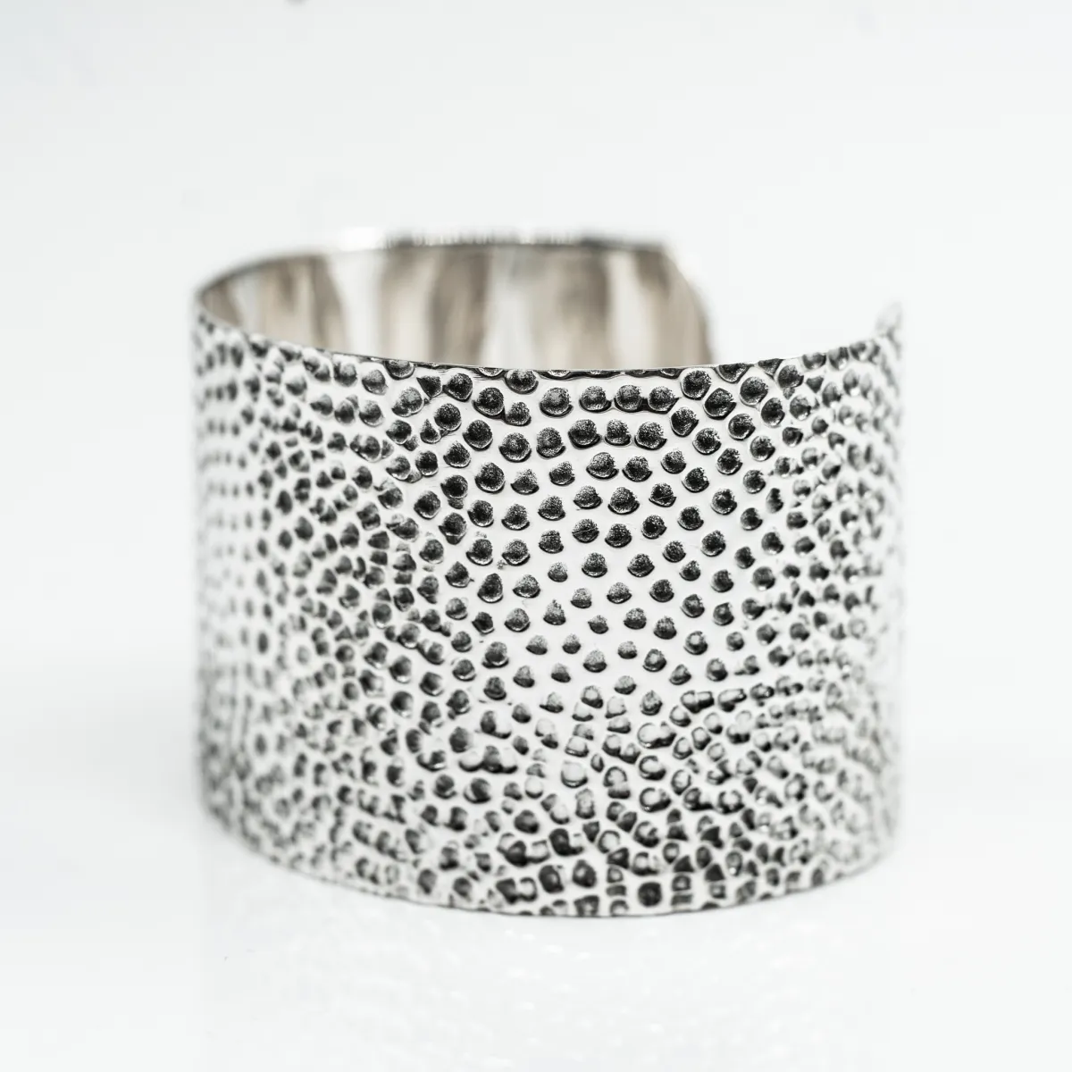 Bratara fixa hammered 40mm Argint