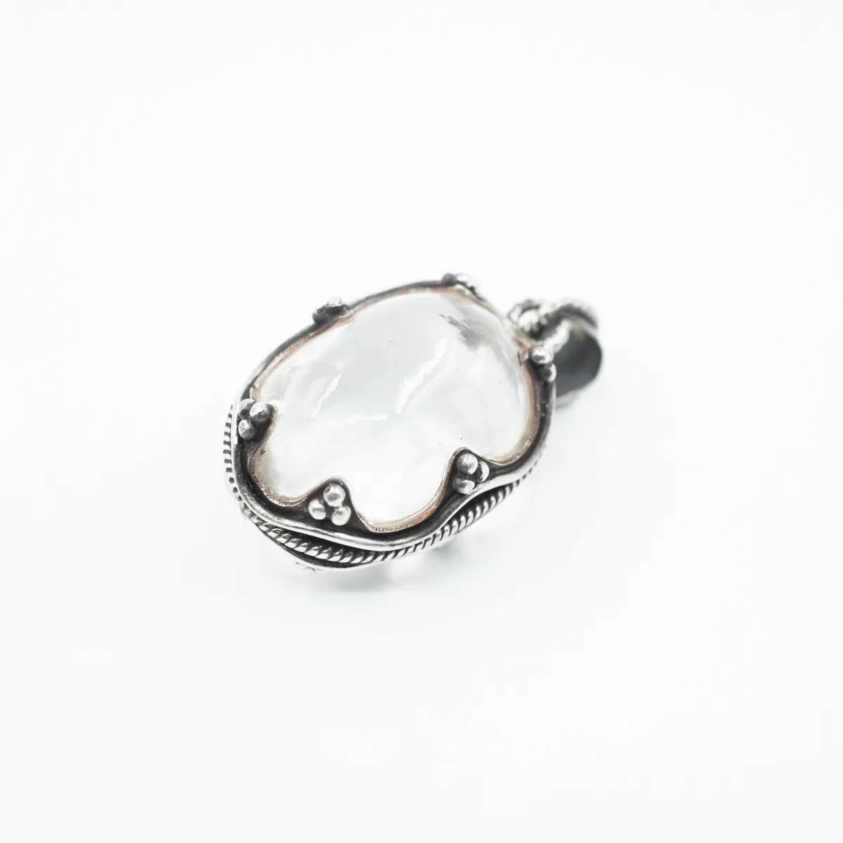 Pandantiv oval Gotland cuarz 34*23mm Argint