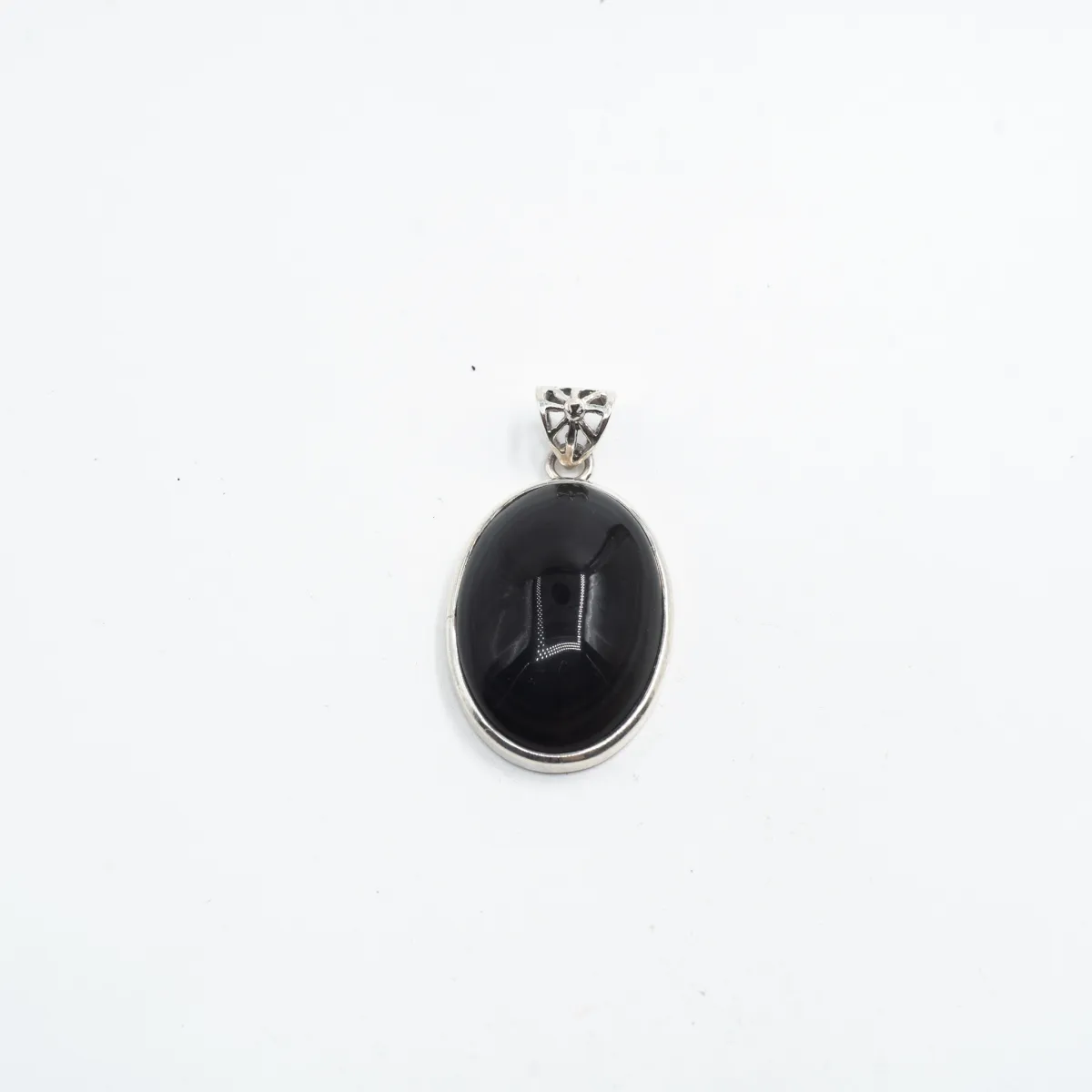 Pandantiv oval obsidian anou soare S Argint