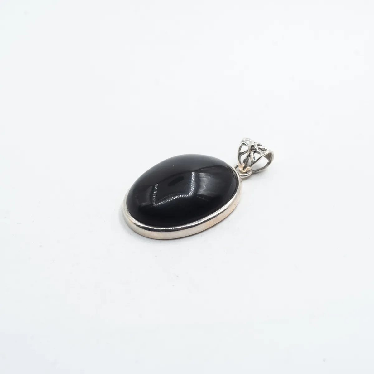 Pandantiv oval obsidian anou soare Argint