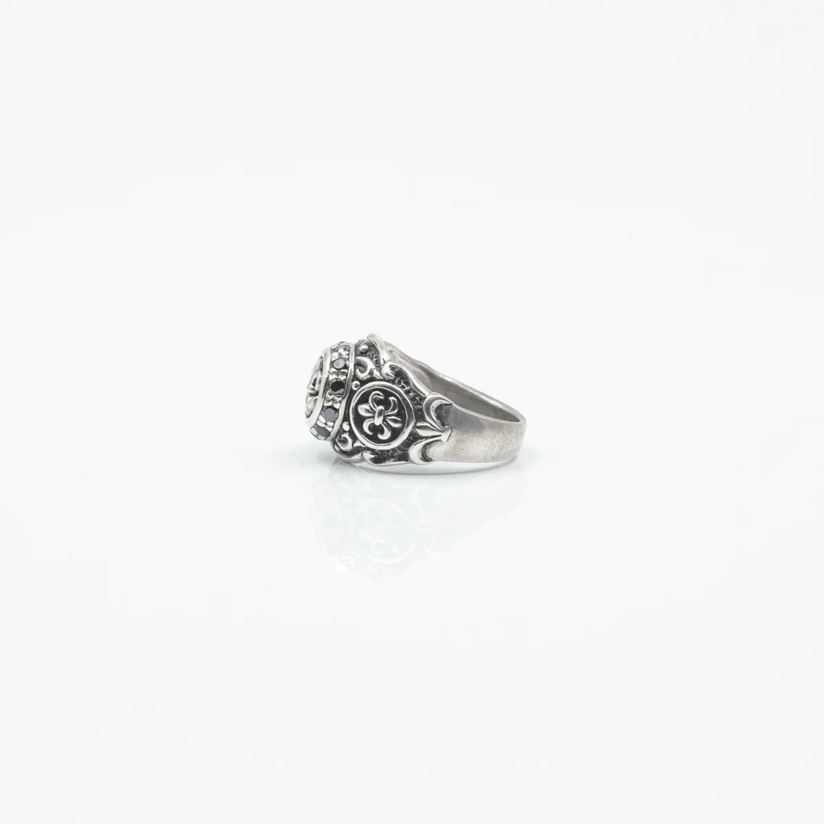 Inel rotund Fleur de Lys cz Argint