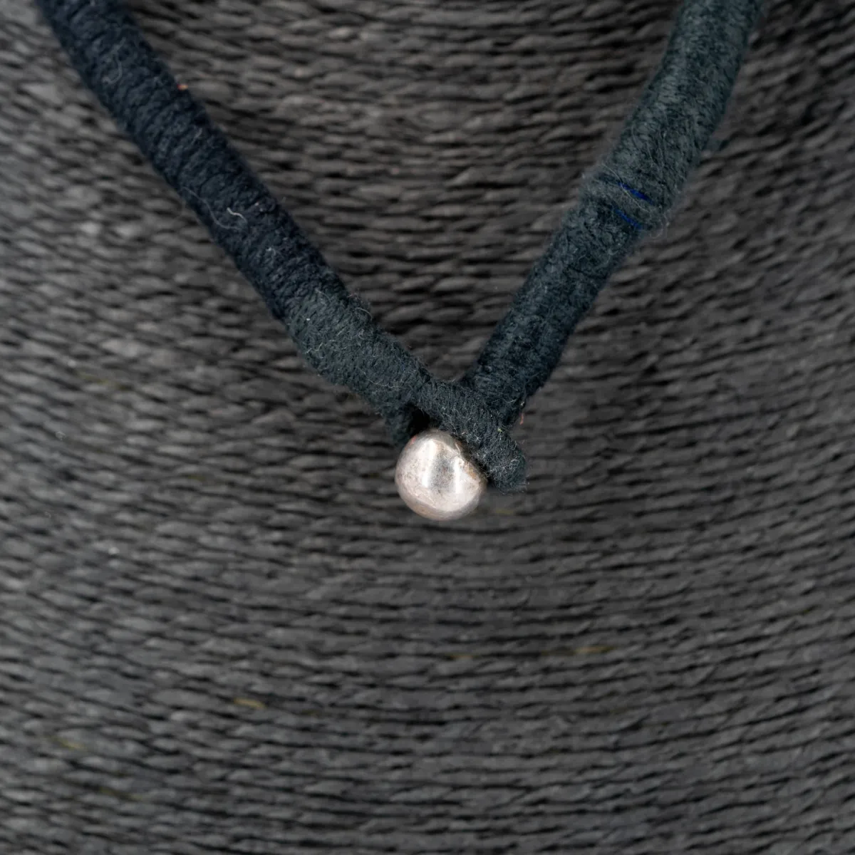 Colier textil India cerc in cerc Argint