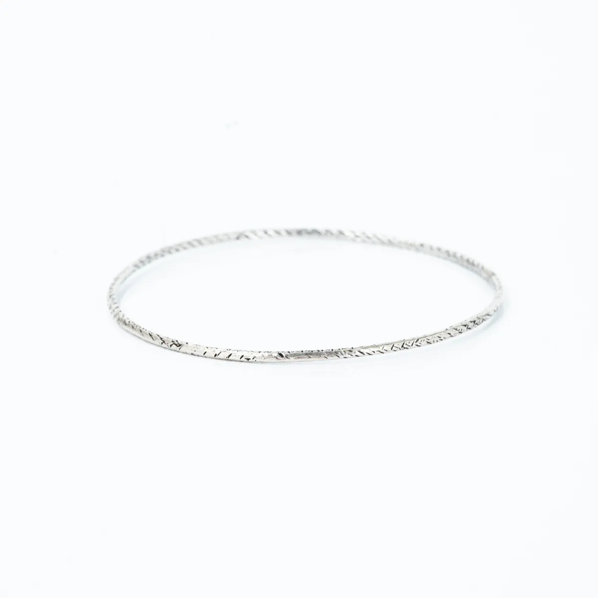 Bratara fixa circulara model subtire Argint