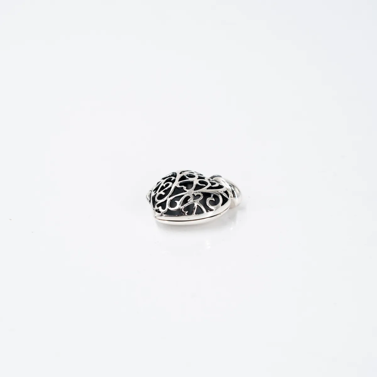 Pandantiv caseta inima broderie Argint
