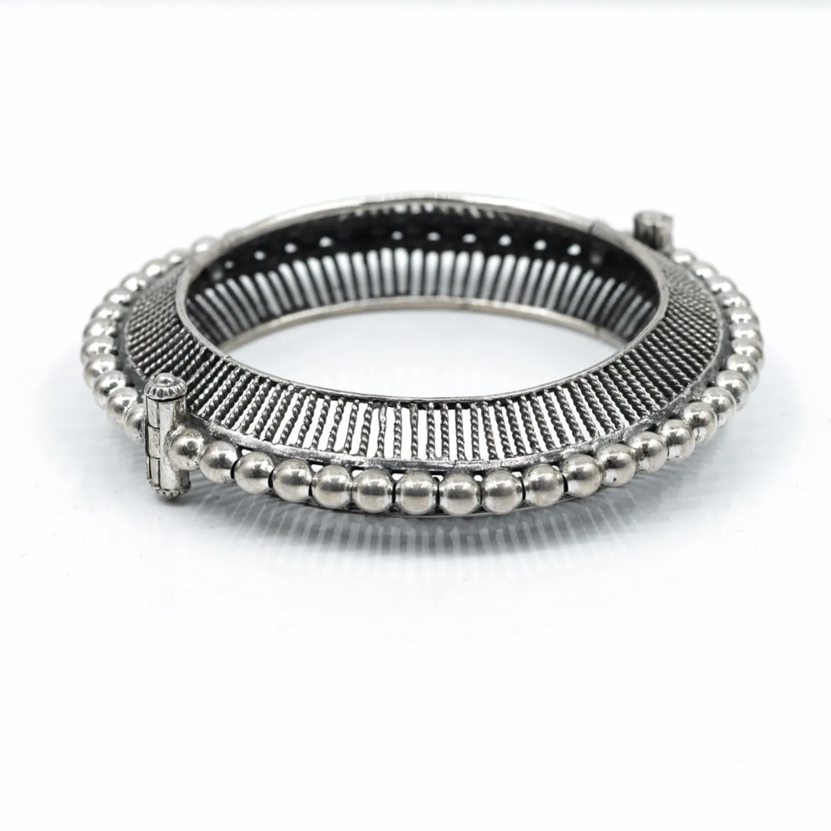 Bratara fixa conica bile Argint