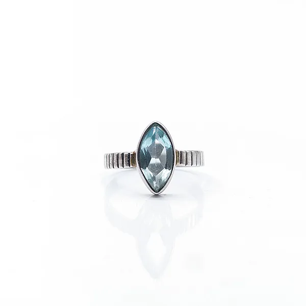 Inel oval ascutit dungi topaz.albastru Argint