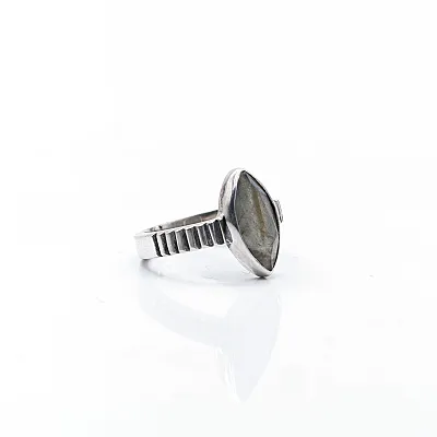 Inel oval ascutit dungi labradorit Argint - 5