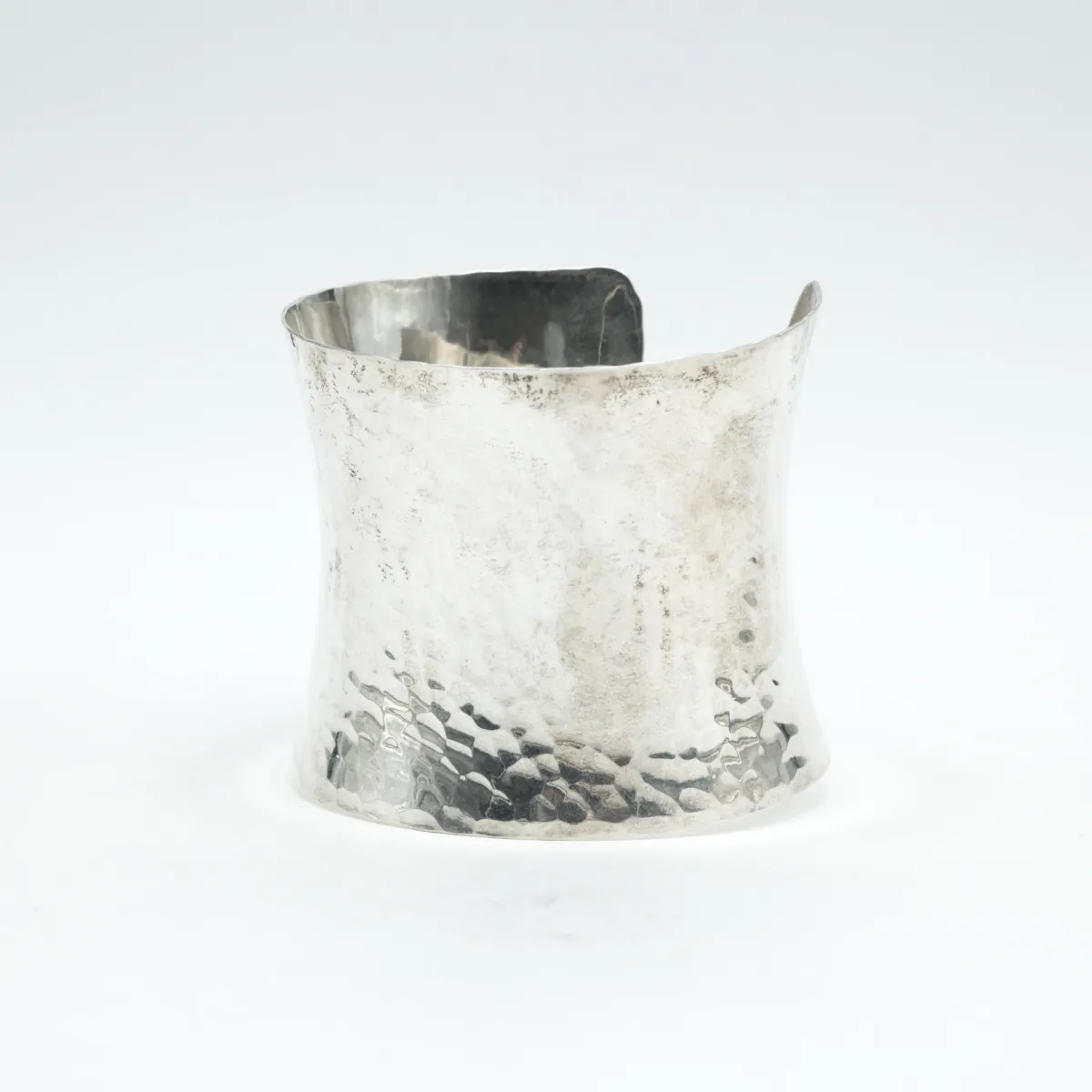 Bratara fixa concava hammered 6cm Argint