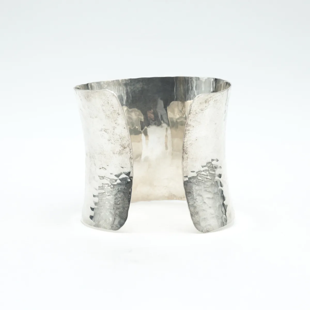 Bratara fixa concava hammered 6cm Argint