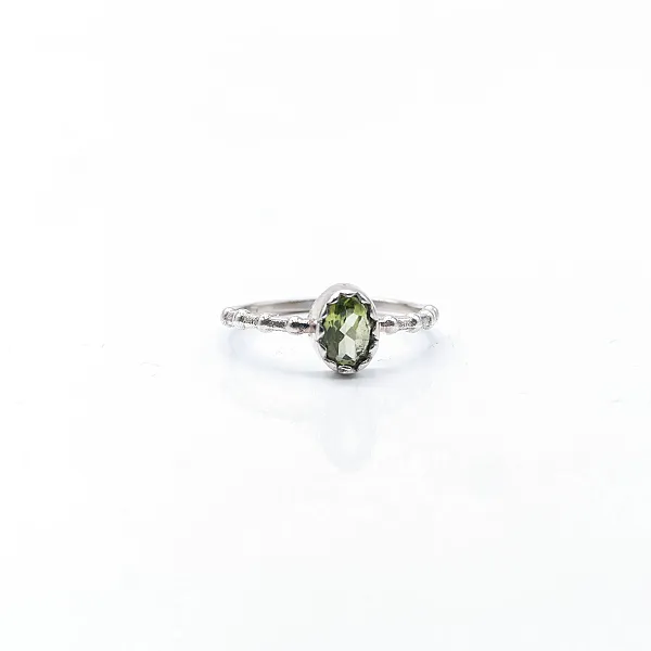 Inel puncte piatra naturala peridot Argint
