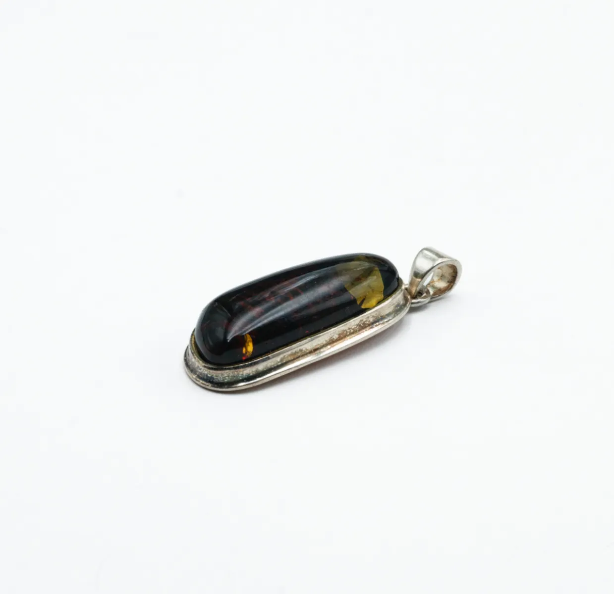 Pandantiv oval chihlimbar cognac 5.3cm Argint