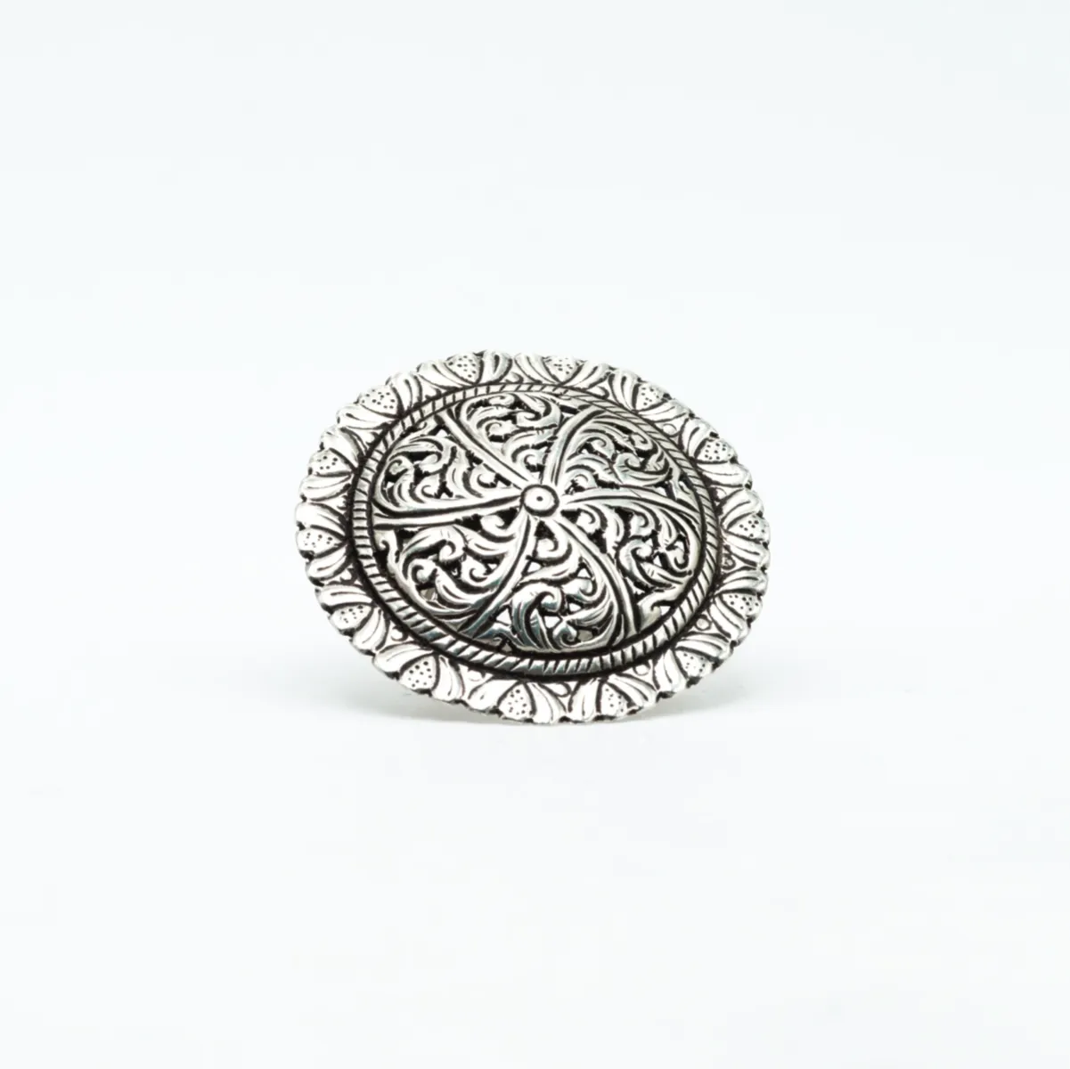 Inel disc floral India 4.8cm Argint