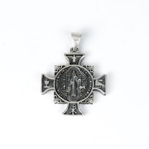 Pandantiv cruce Sf.Benedict Argint