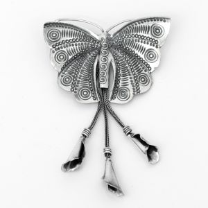 Brosa fluture spirale dungi ciucuri Argint