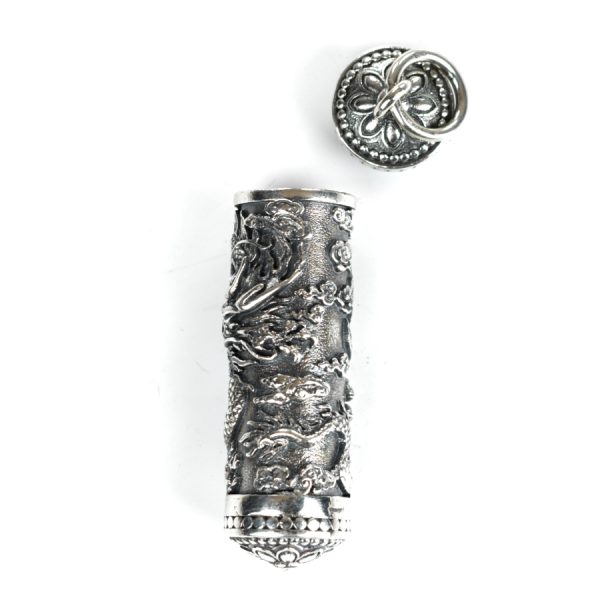 Pandantiv caseta cilindrica dragon m Argint